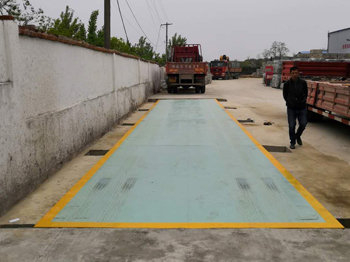 信陽富園環(huán)保建材16m-100噸地磅