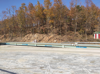 西峽馳城實業(yè)3x18m-200噸地磅