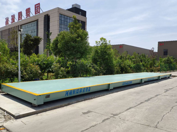 瑞騰管業(yè)集團(tuán)(開封尉氏)100噸地磅