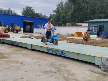 葉縣世嘉農(nóng)業(yè)機械銷售公司100噸地磅