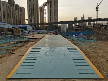 河南保之利建筑100噸鋼制跑道地磅