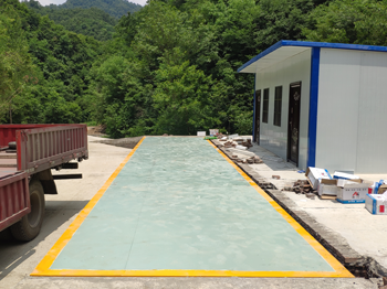 南陽南召縣源達礦業(yè)150噸地磅