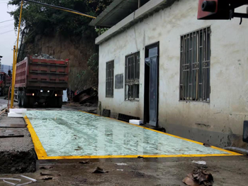 欒川鑫曙博遠選礦公司100噸地磅